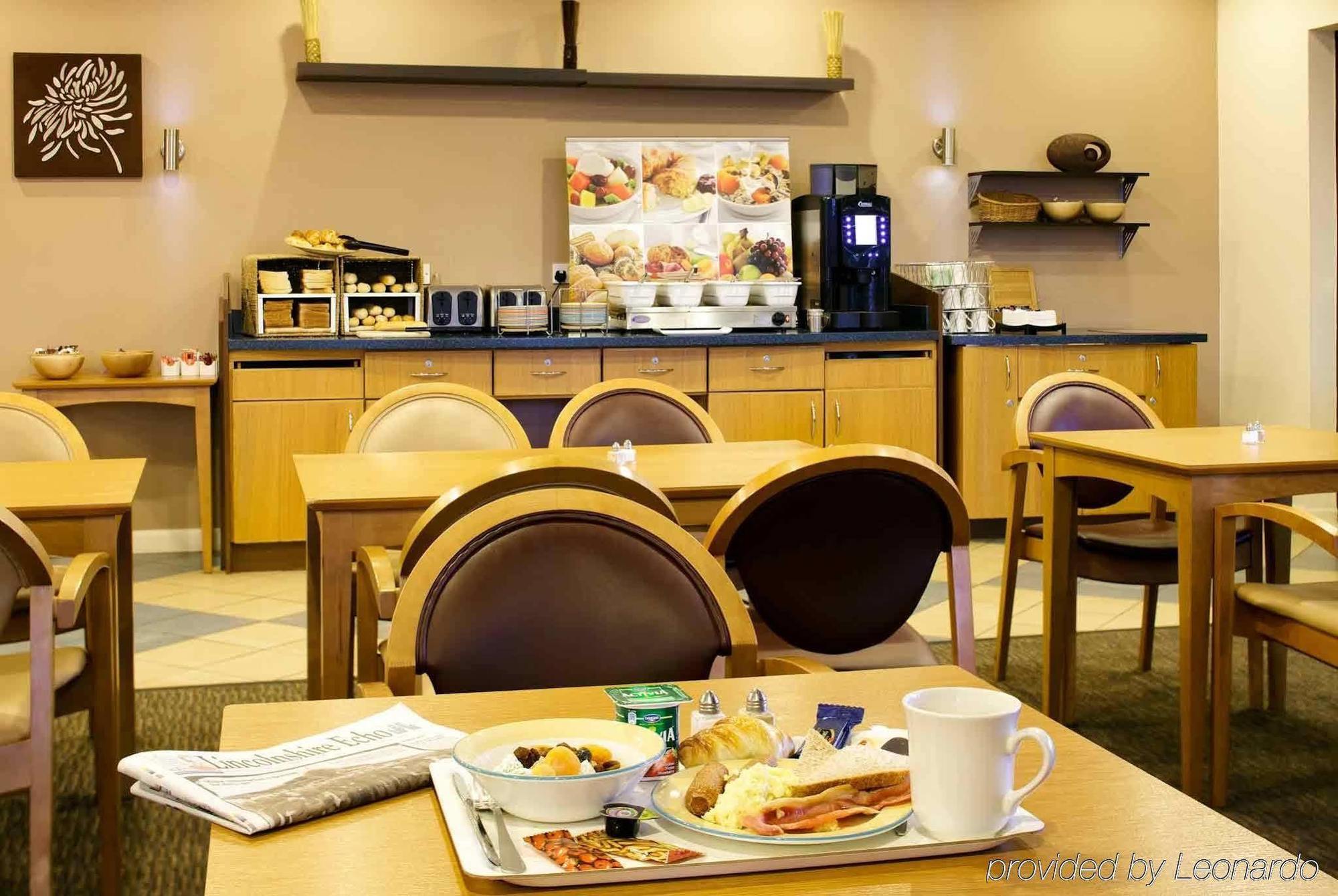โรงแรมไอบิสลินคอล์น North Hykeham ภายนอก รูปภาพ